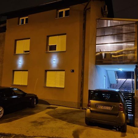 Apartman Migliore Sesvete Exteriör bild
