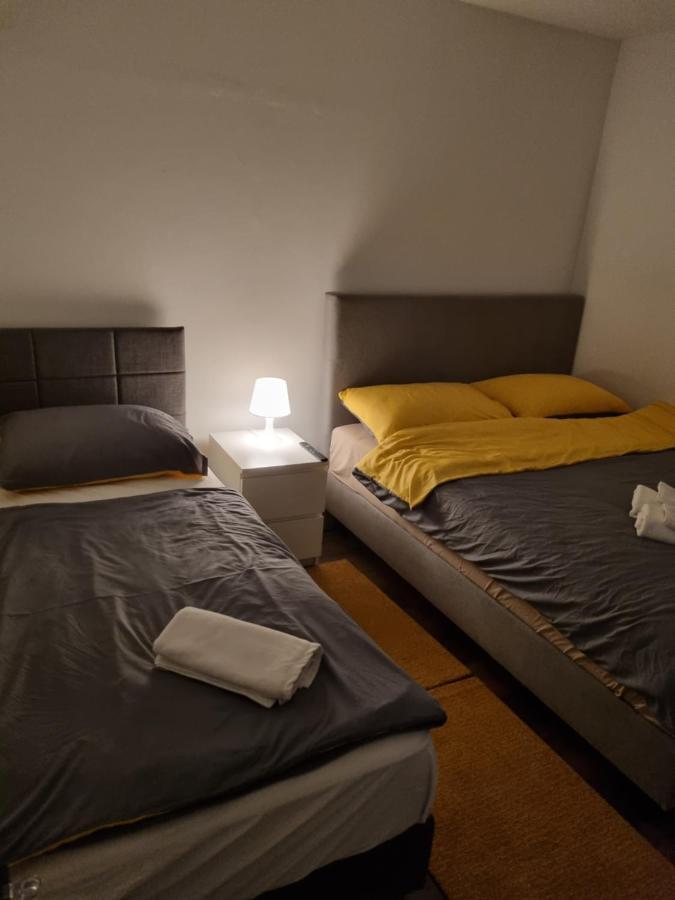Apartman Migliore Sesvete Exteriör bild